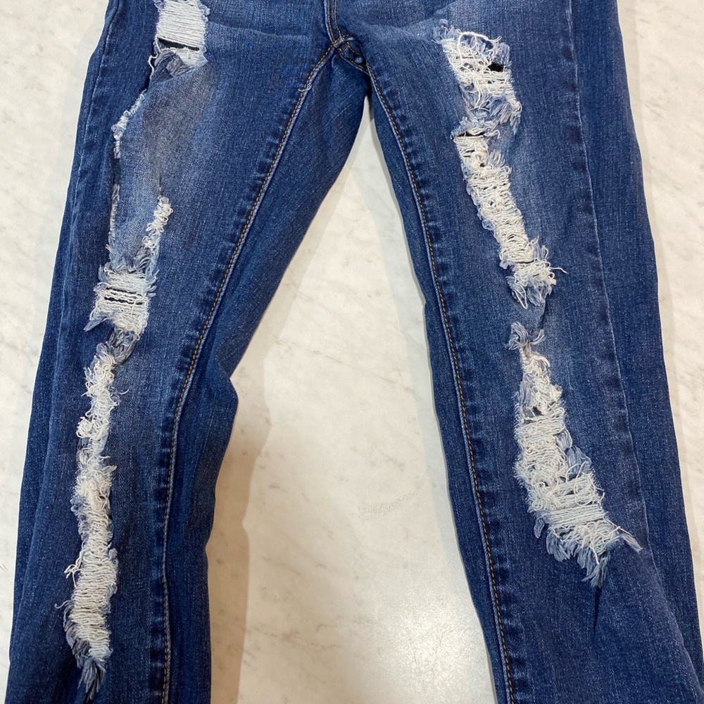 Jeans - Picture 2 of 5